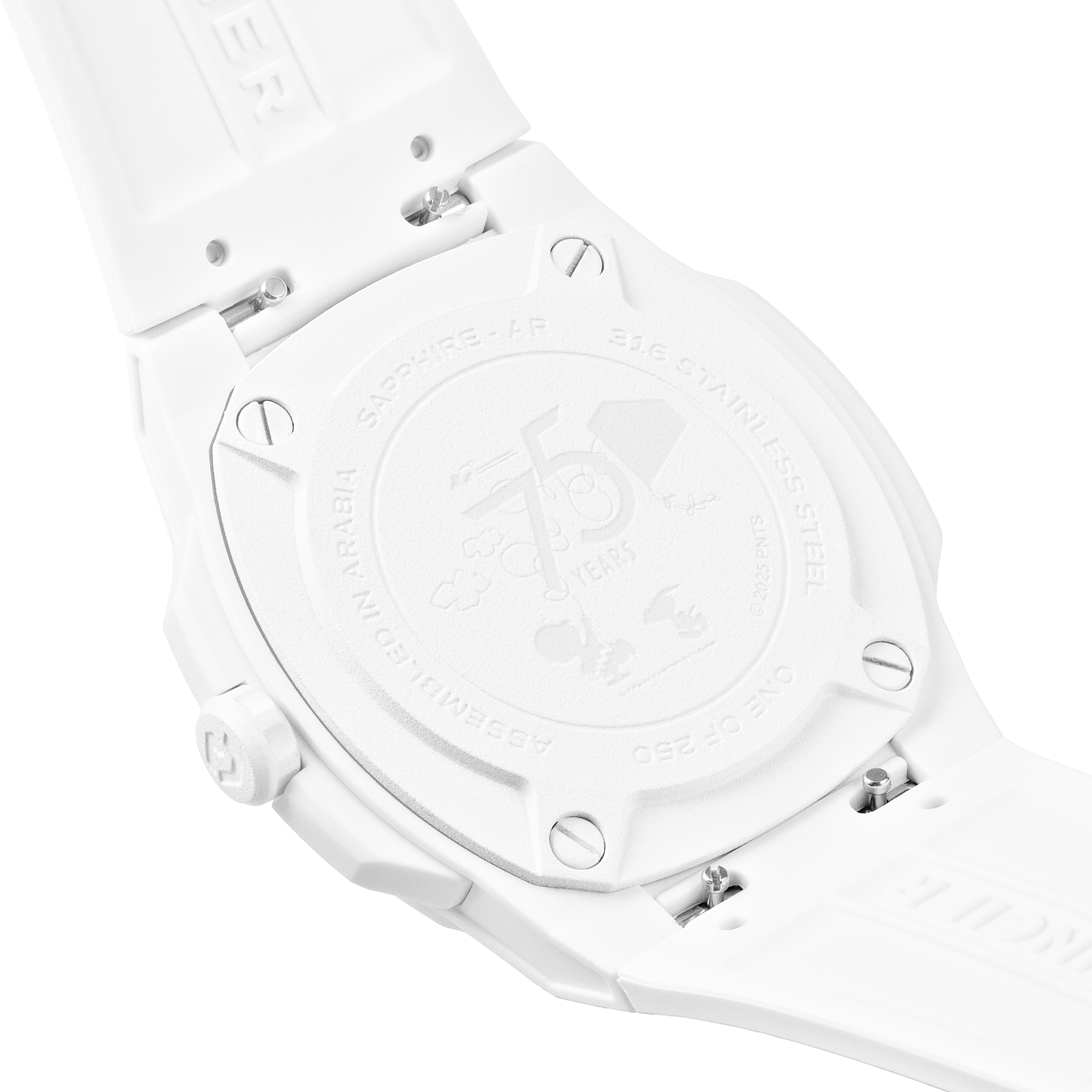 Nuncier Snoopy Sand Ski Edition watch with sand-textured dial and Arabic markers